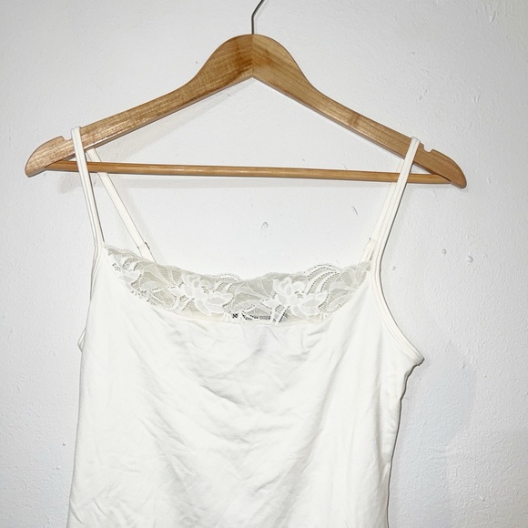 White House Black Market off white lace layering tank top - Picture 2 of 11
